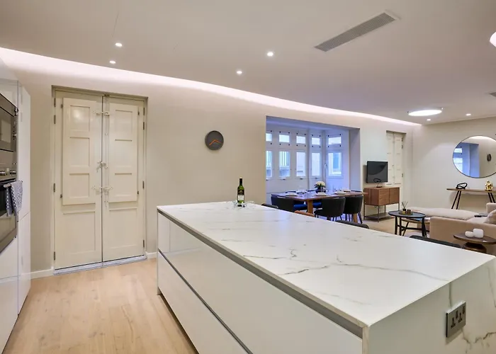 Modern Two Bedroom Apartment In Valletta