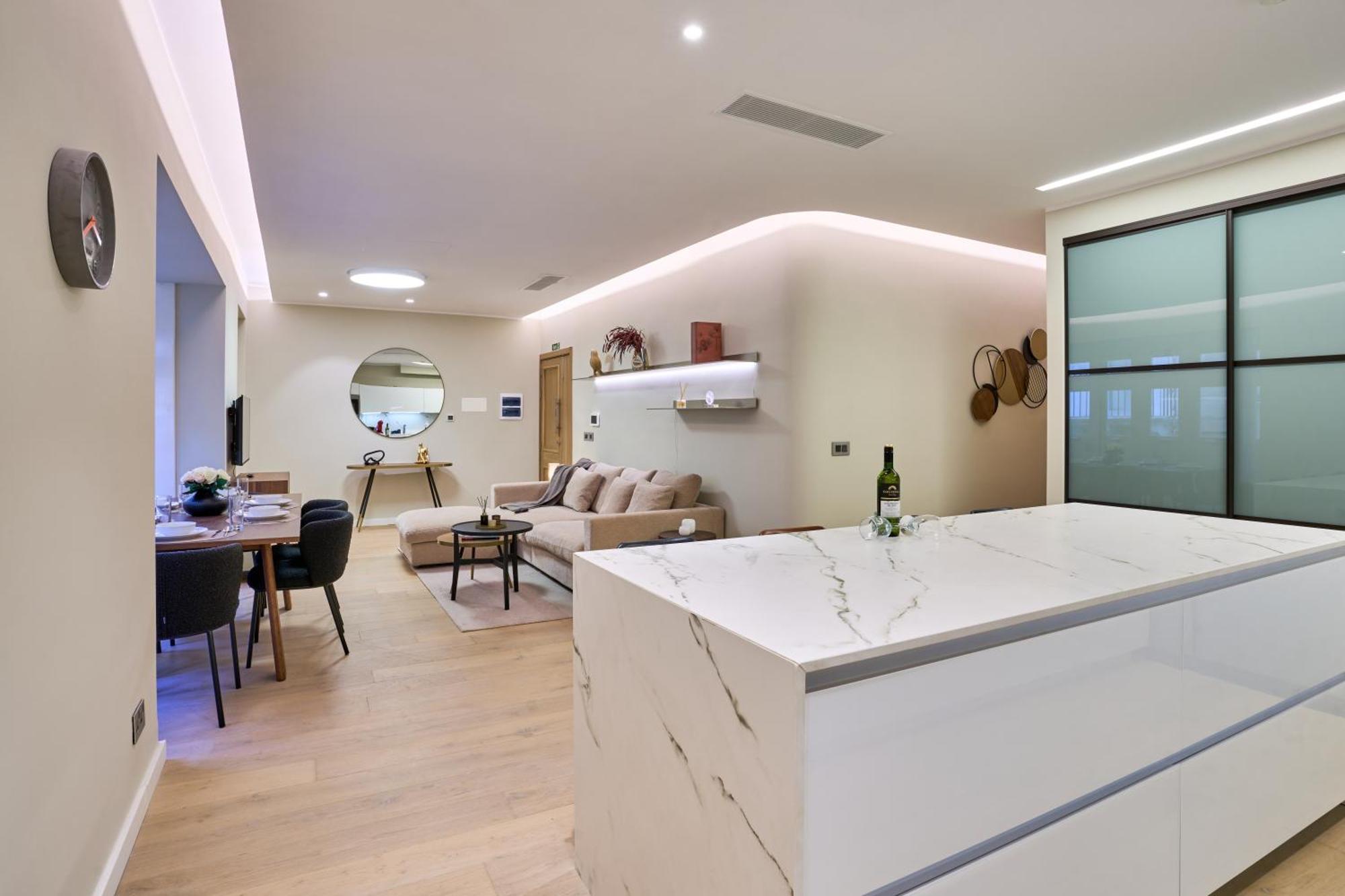 Modern Two Bedroom In * Valeta