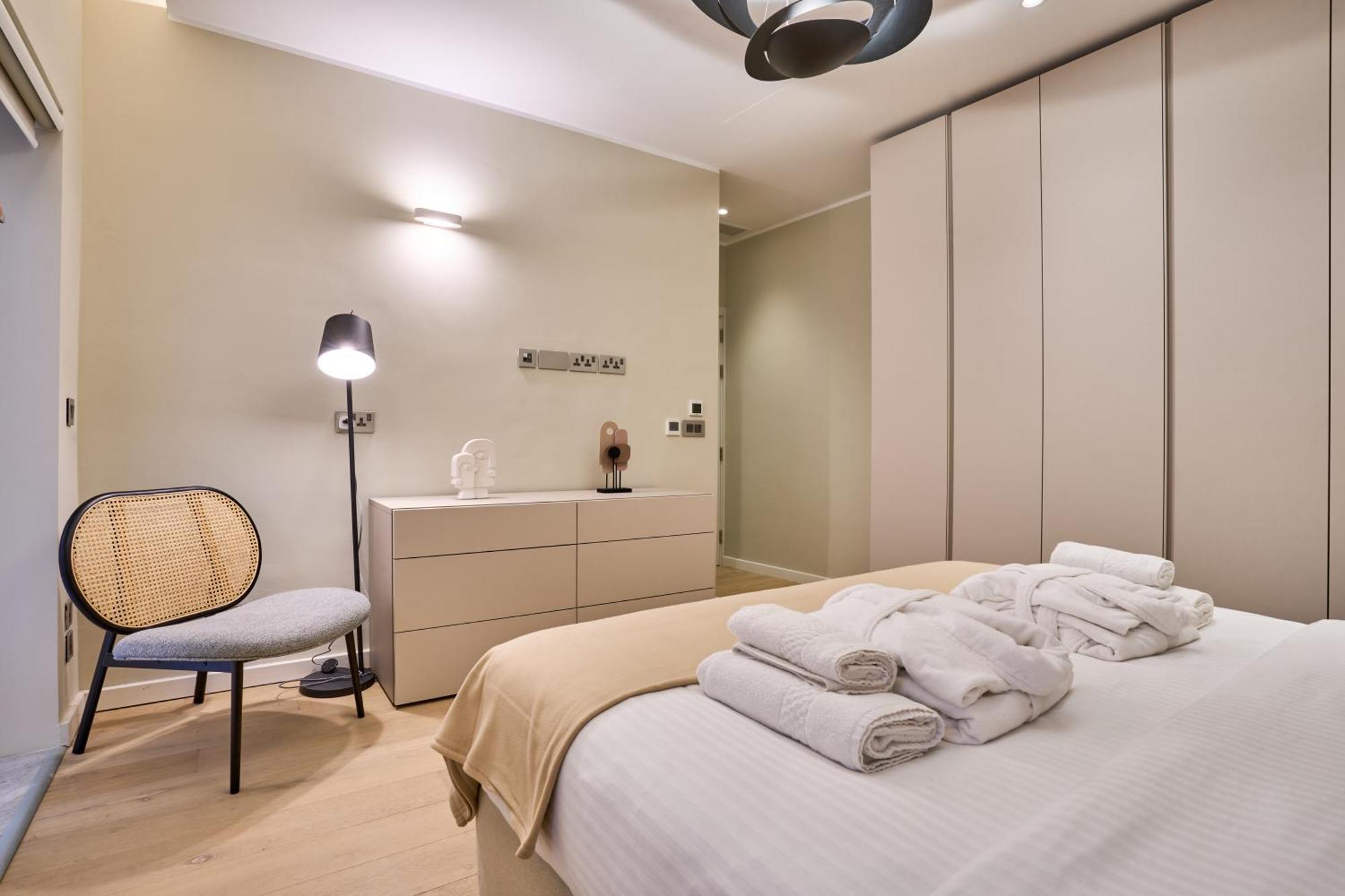 Modern Two Bedroom In Valeta