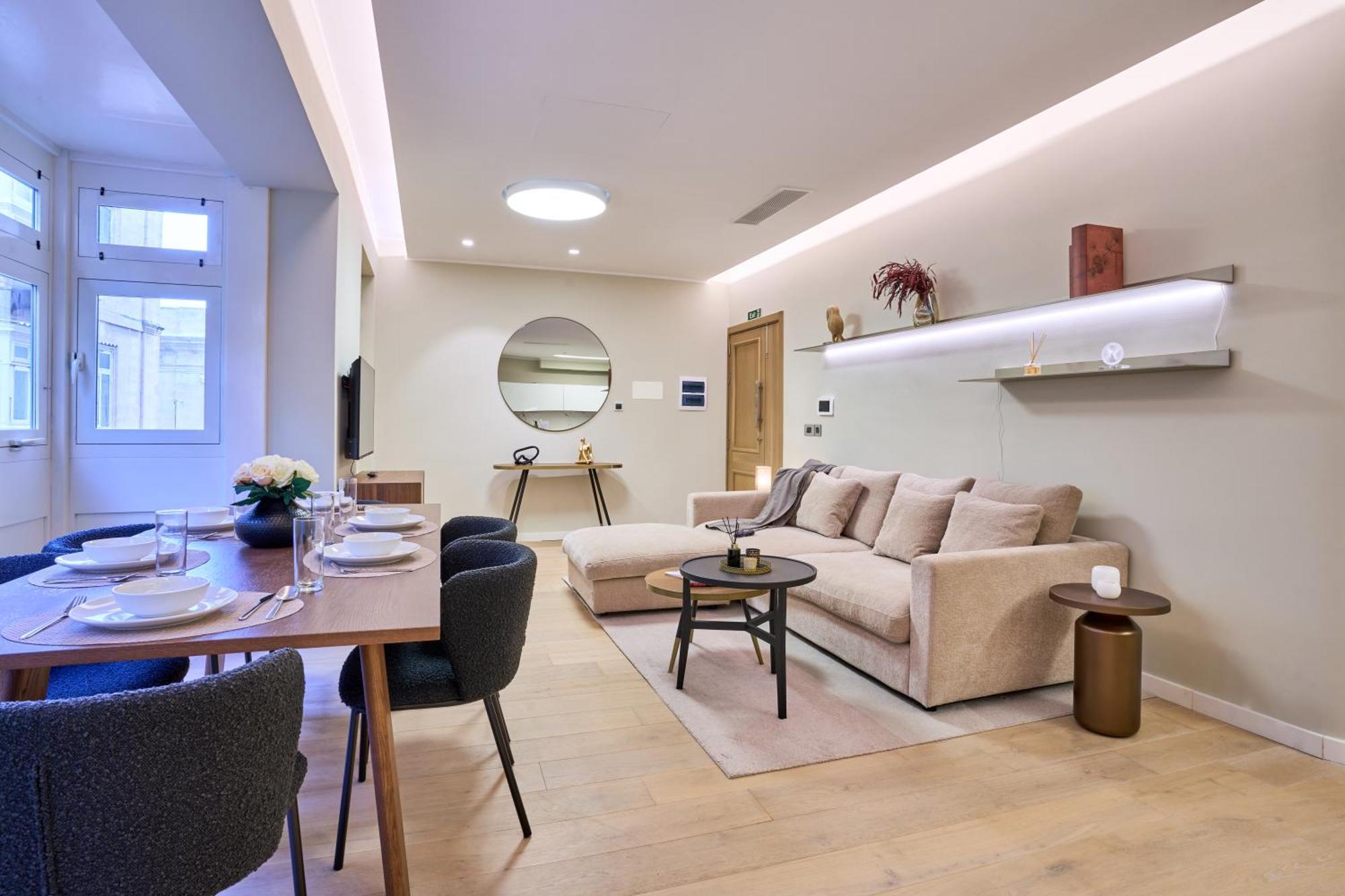 Modern Two Bedroom In Apartamento