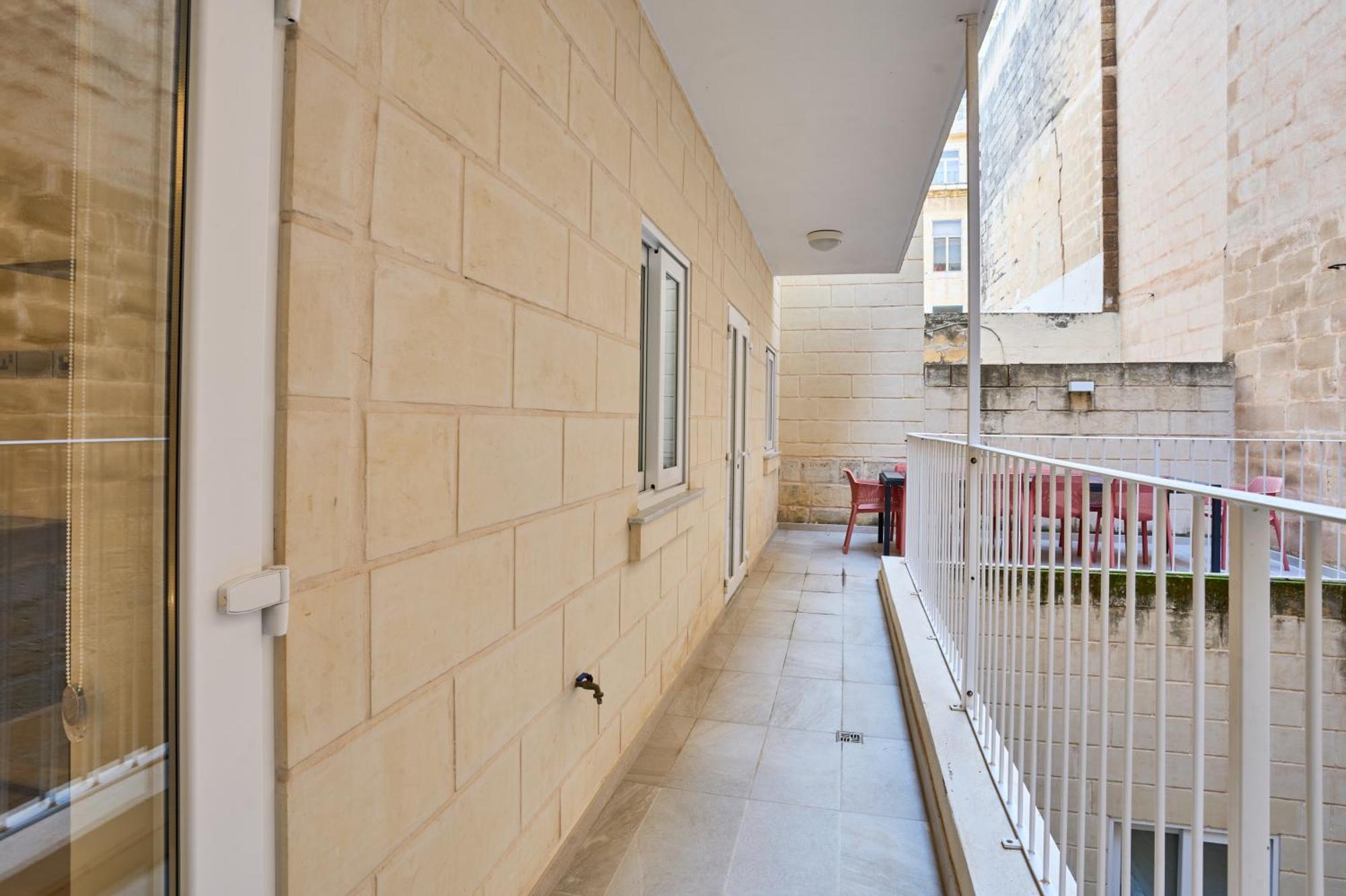 Modern Two Bedroom In Valeta